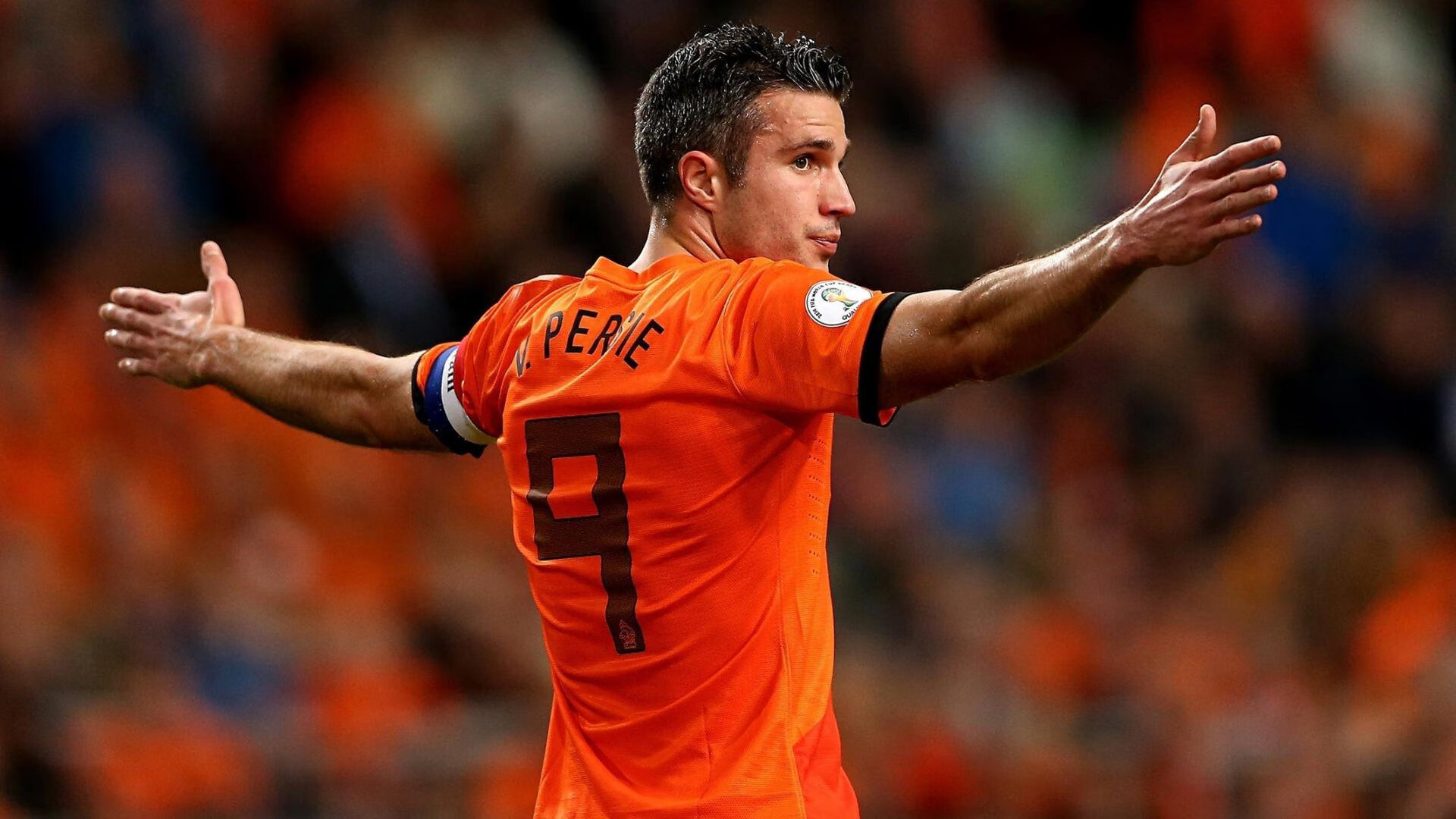 英格兰骑手安娜·史密斯在巴黎奥运会障碍赛中获得铜牌，展现坚韧精神。